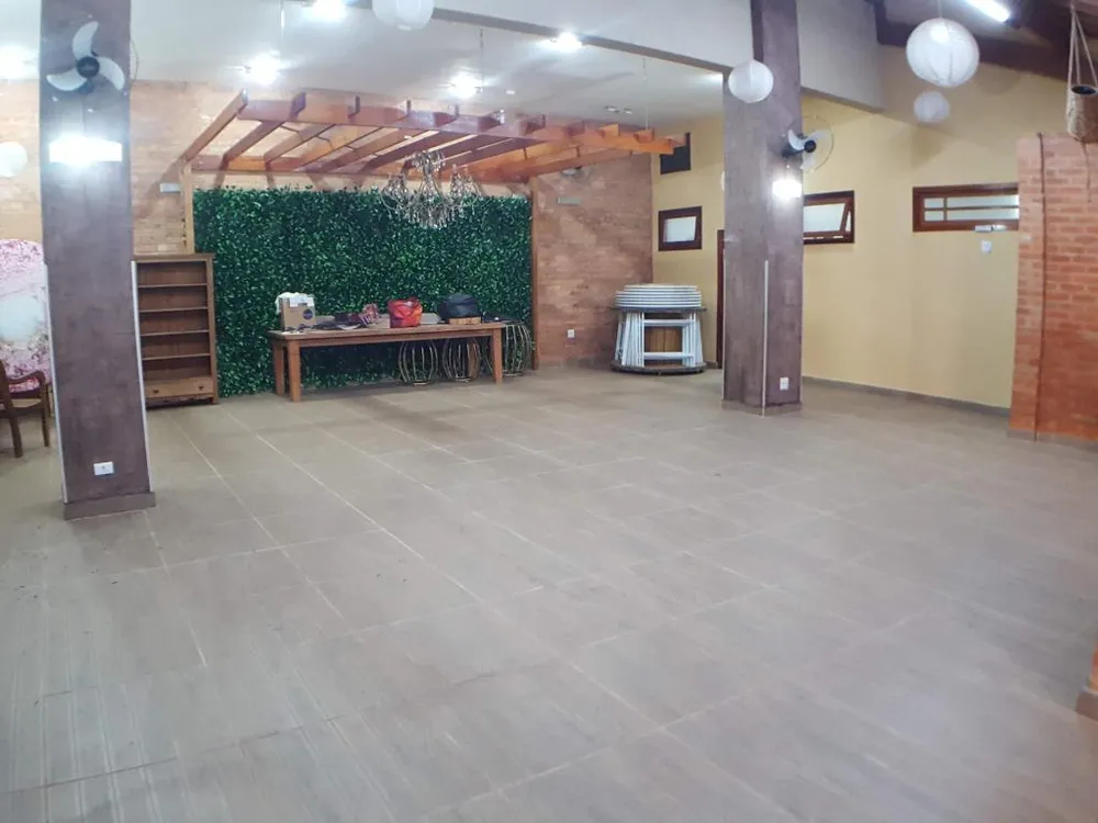 Loja-Salão, 300 m² - Foto 1