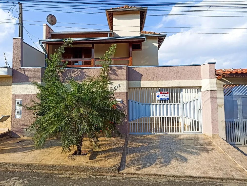 Sobrado, 4 quartos, 198 m² - Foto 1