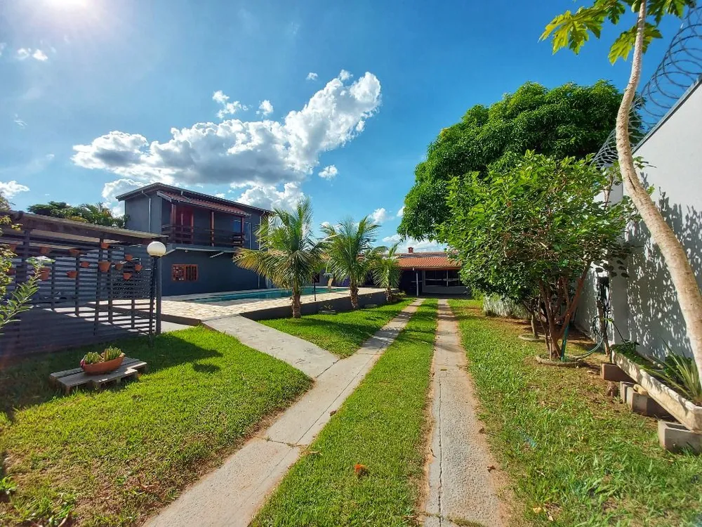 Chácara, 4 quartos, 830 m² - Foto 2