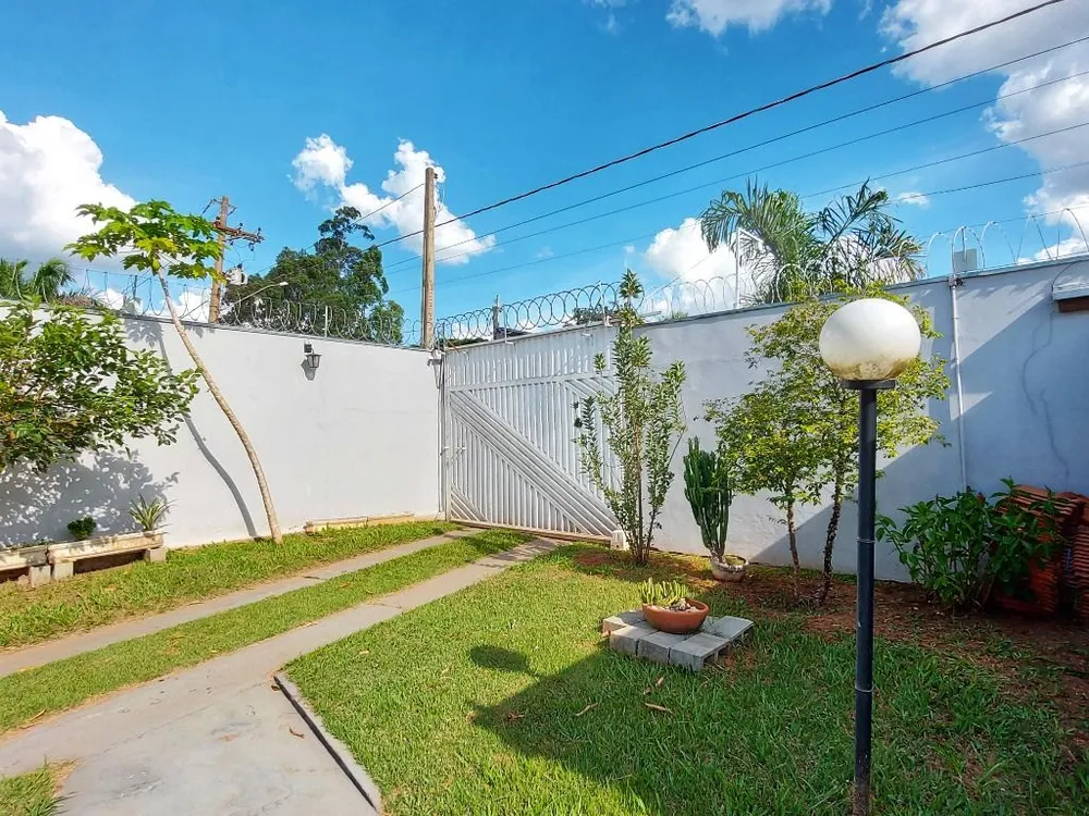 Chácara, 4 quartos, 830 m² - Foto 3