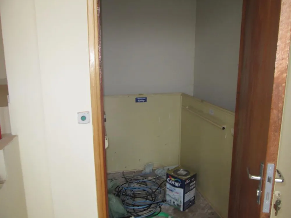 Loja-Salão, 240 m² - Foto 2