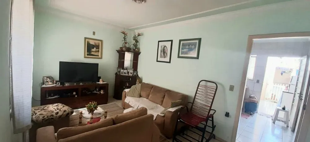 Casa, 2 quartos, 82 m² - Foto 1