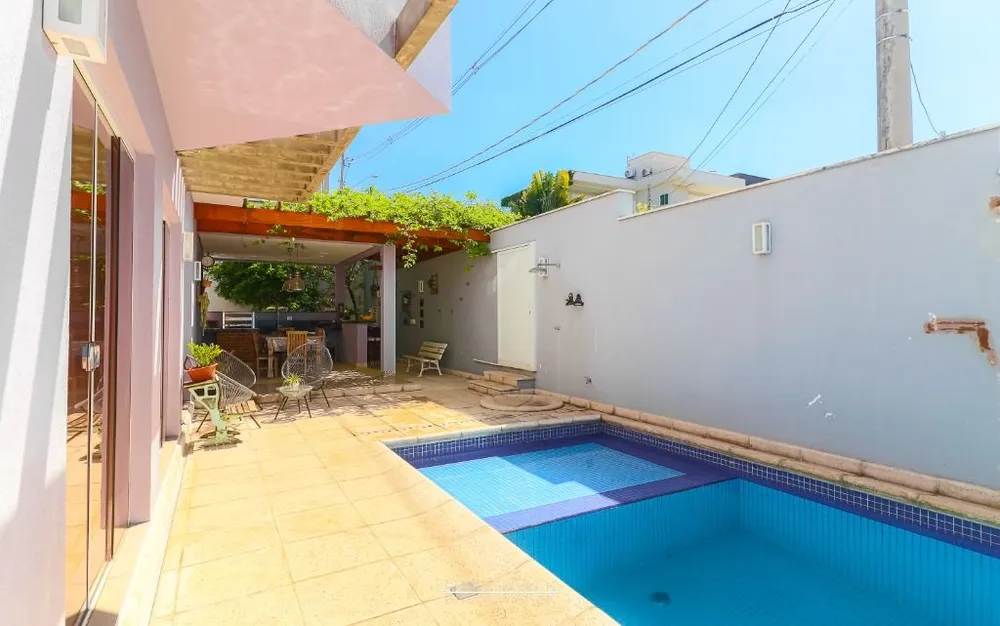 Casa, 3 quartos, 312 m² - Foto 2