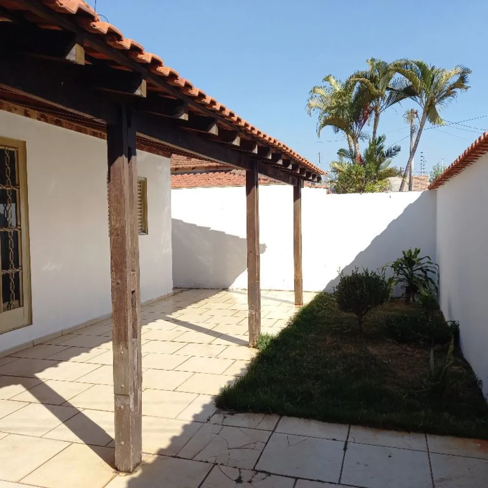 Casa, 3 quartos, 182 m² - Foto 1