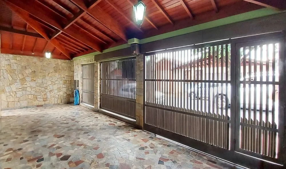 Casa, 3 quartos, 194 m² - Foto 4