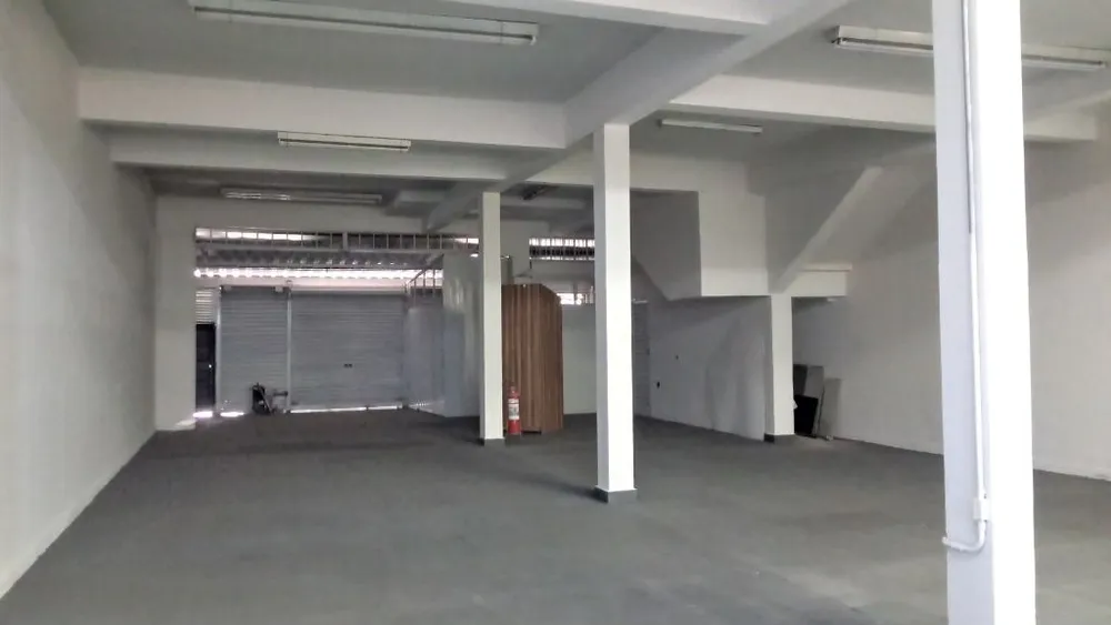 Depósito-Galpão, 200 m² - Foto 1