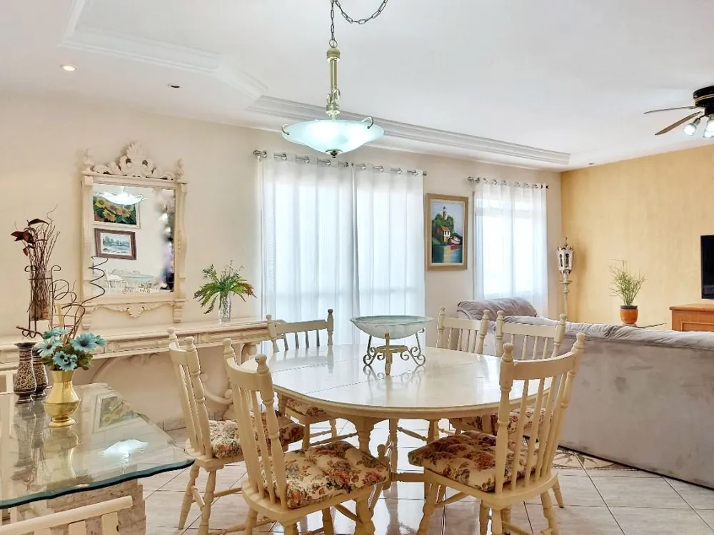Apartamento, 3 quartos, 196 m² - Foto 2
