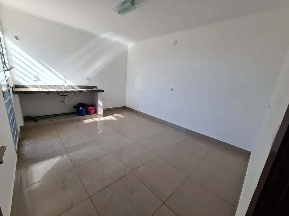 Casa, 3 quartos, 223 m² - Foto 1