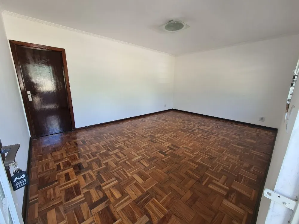 Casa, 3 quartos, 223 m² - Foto 3