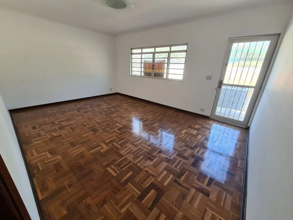 Casa, 3 quartos, 223 m² - Foto 2