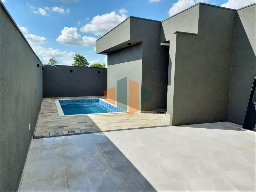 Casa de Condomínio à venda com 3 quartos, 218m² - Foto 3