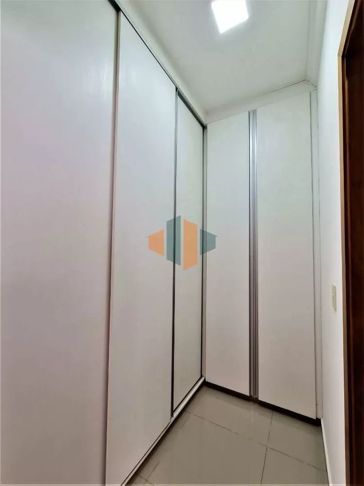 Casa de Condomínio à venda com 3 quartos, 320m² - Foto 11