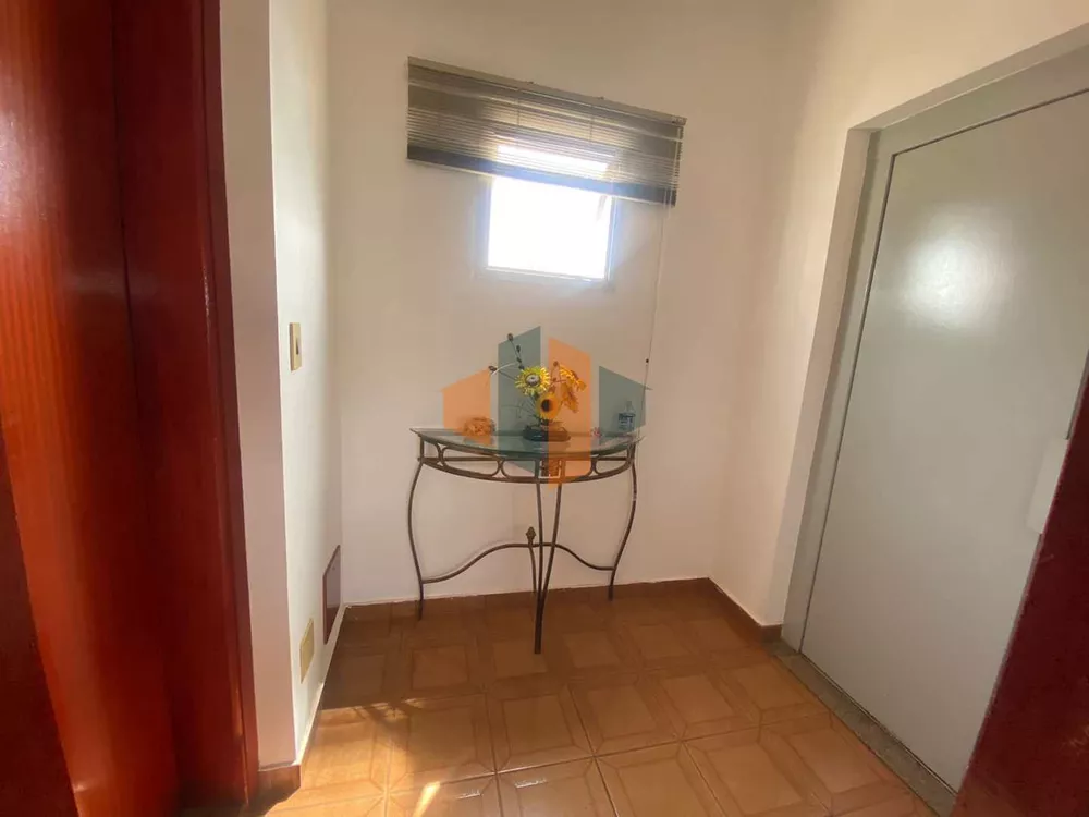 Apartamento à venda com 3 quartos, 144m² - Foto 4