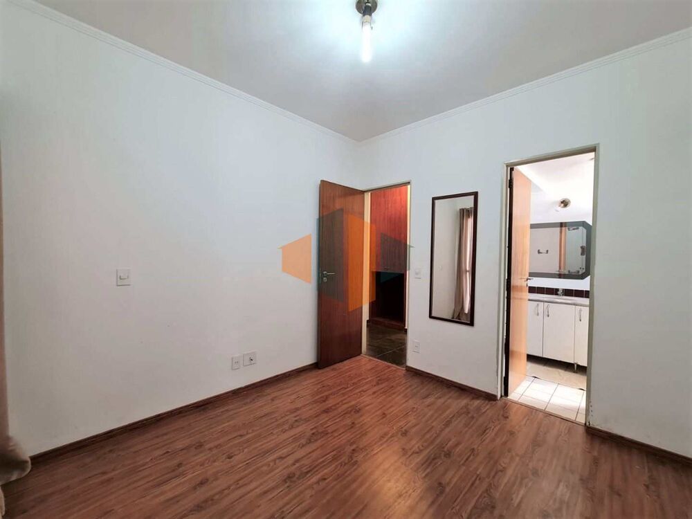 Apartamento à venda com 2 quartos, 76m² - Foto 4