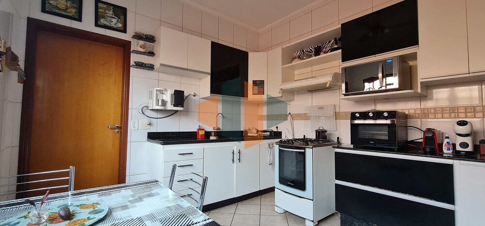 Casa, 3 quartos, 207 m² - Foto 6