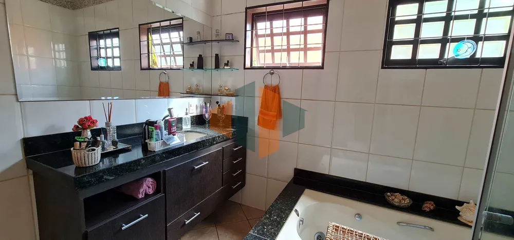 Casa, 3 quartos, 207 m² - Foto 24