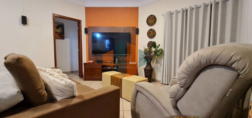 Casa, 3 quartos, 207 m² - Foto 4