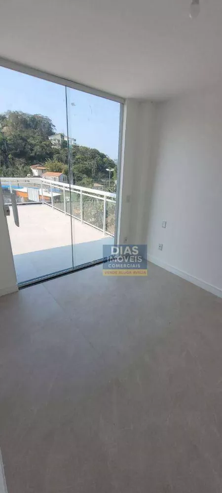 Casa, 4 quartos, 250 m² - Foto 13