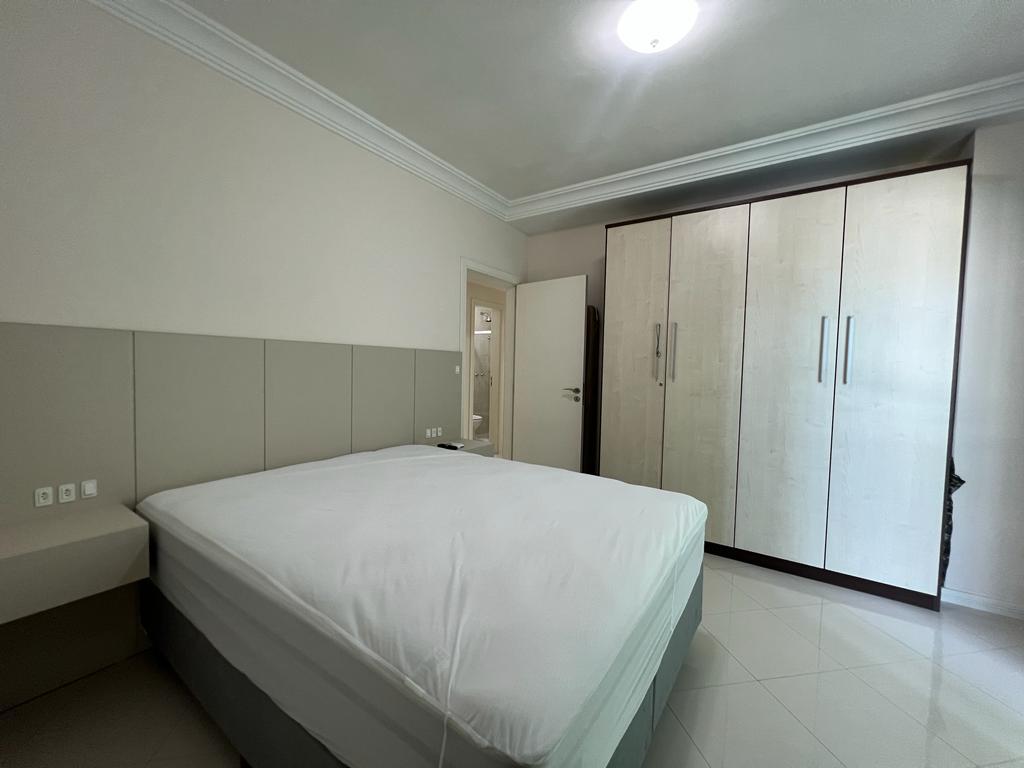 Apartamento à venda com 3 quartos, 130m² - Foto 5