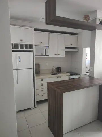 Apartamento à venda com 2 quartos, 62m² - Foto 2