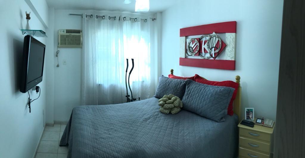 Apartamento à venda com 2 quartos, 70m² - Foto 13