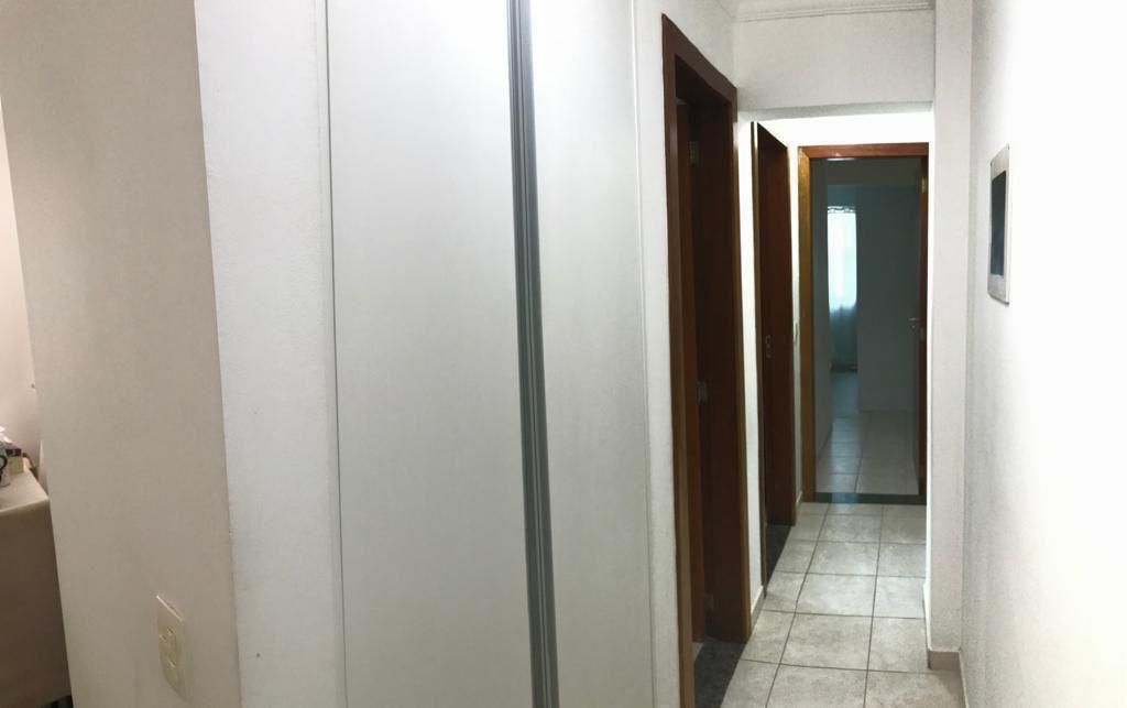 Apartamento à venda com 2 quartos, 70m² - Foto 18