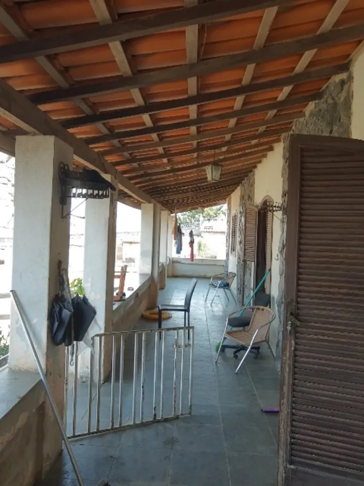 Chácara, 3 quartos, 2100 m² - Foto 1