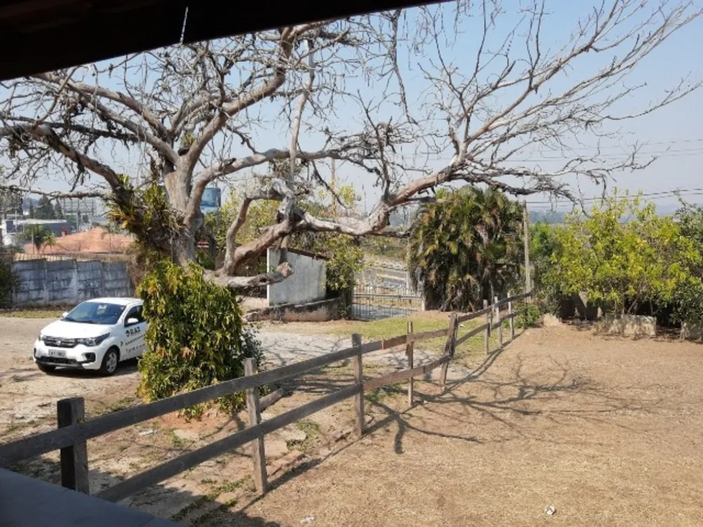 Chácara, 3 quartos, 2100 m² - Foto 3