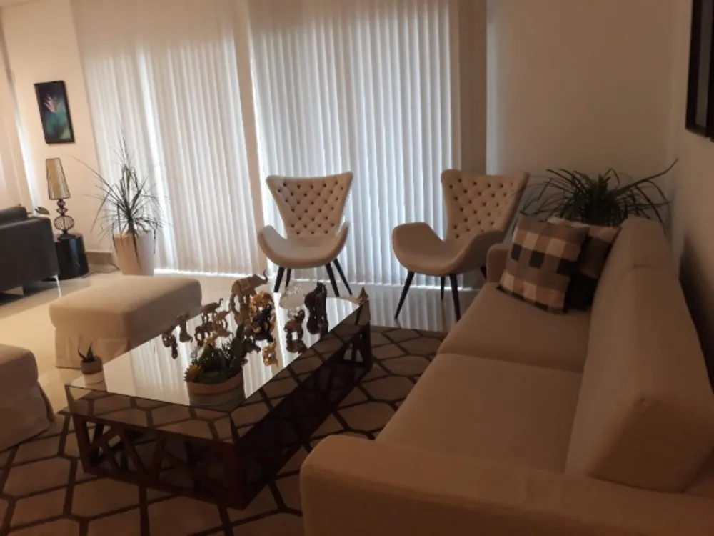 Apartamento, 3 quartos, 196 m² - Foto 3