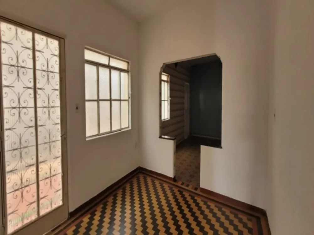 Casa, 3 quartos, 264 m² - Foto 1