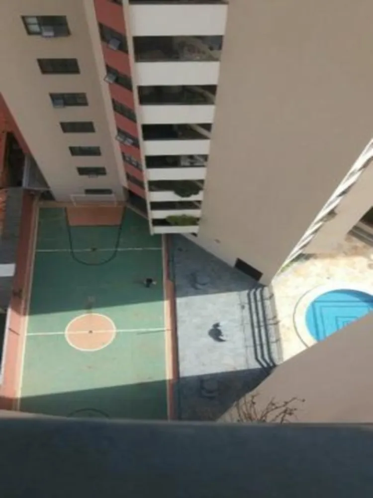 Apartamento, 3 quartos, 244 m² - Foto 2