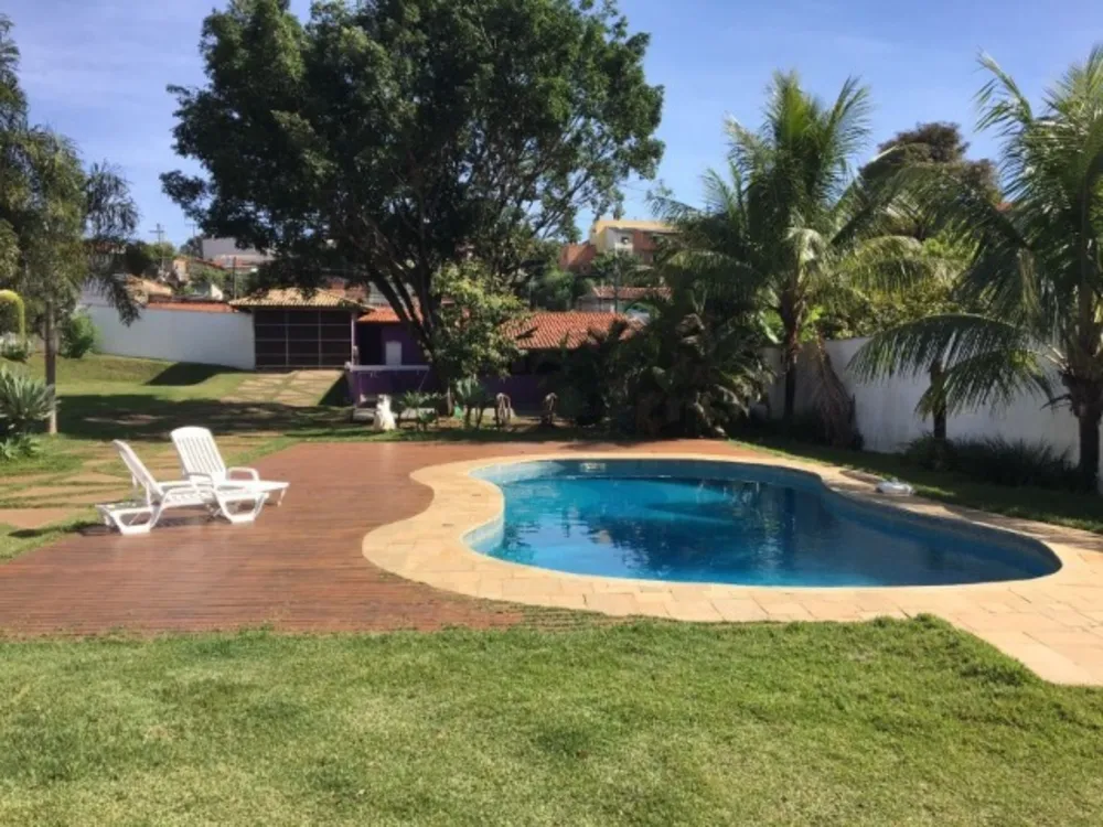 Chácara, 10 quartos, 1800 m² - Foto 2