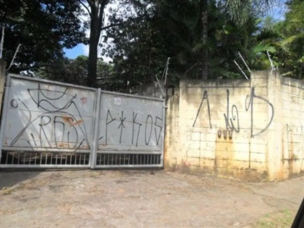 Loteamento e Condomínio - Foto 1
