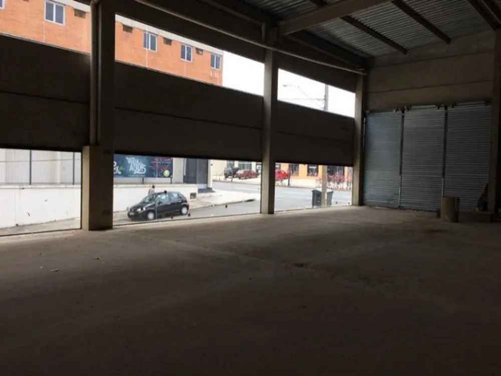 Prédio Inteiro, 1000 m² - Foto 1