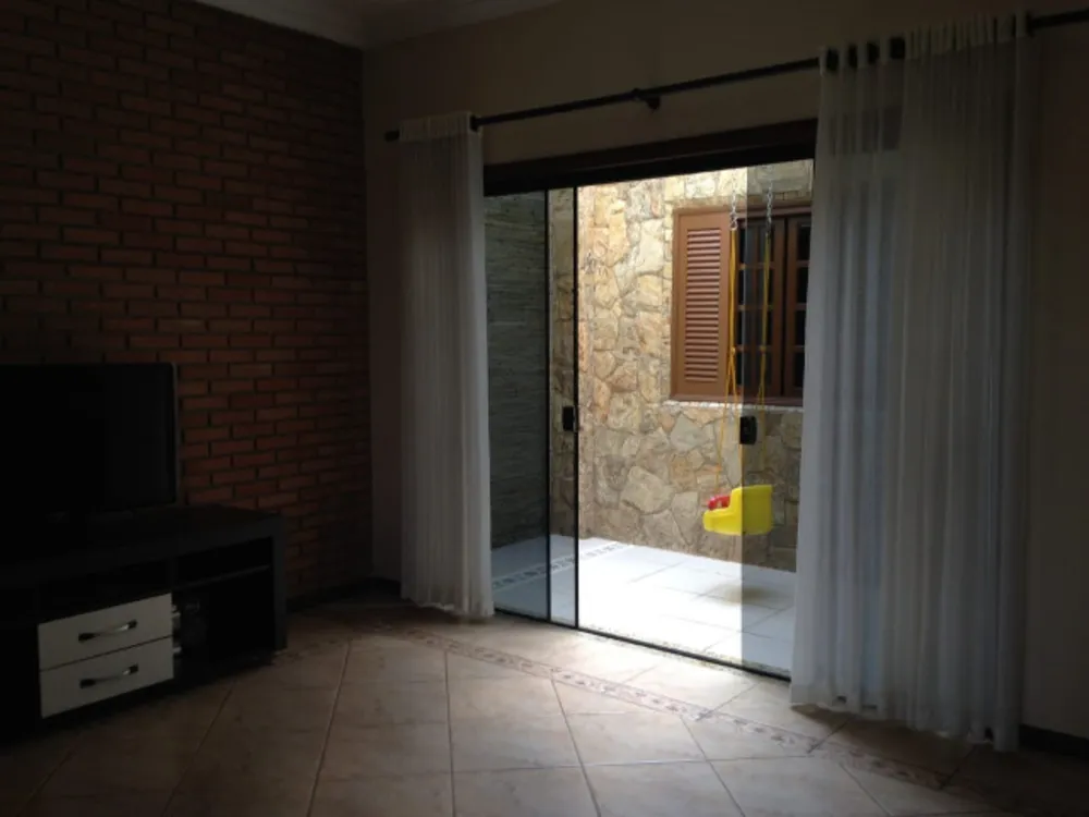 Casa, 3 quartos, 193 m² - Foto 4