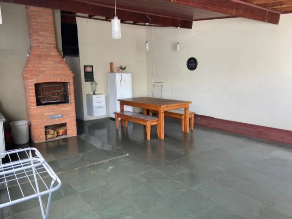 Casa, 3 quartos, 200 m² - Foto 2
