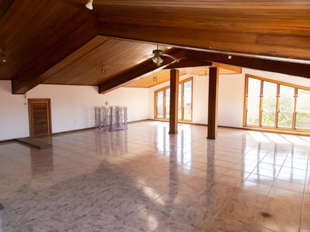 Casa, 4 quartos, 490 m² - Foto 1
