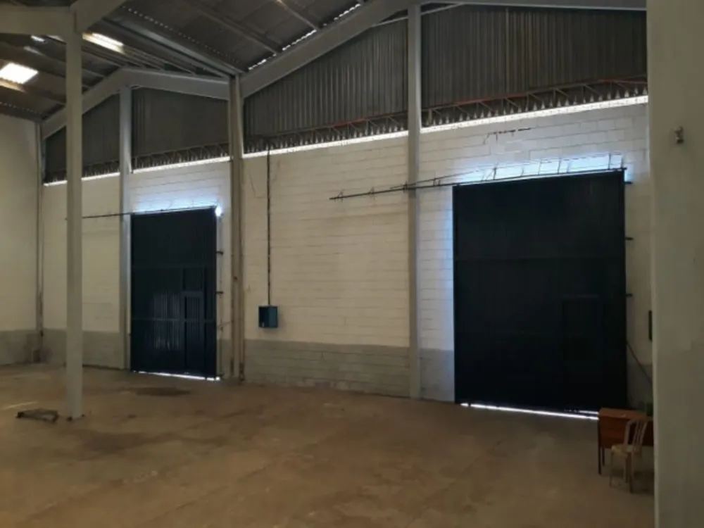 Depósito-Galpão, 1300 m² - Foto 2