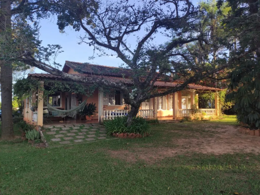 Chácara, 2 quartos, 1850 m² - Foto 1