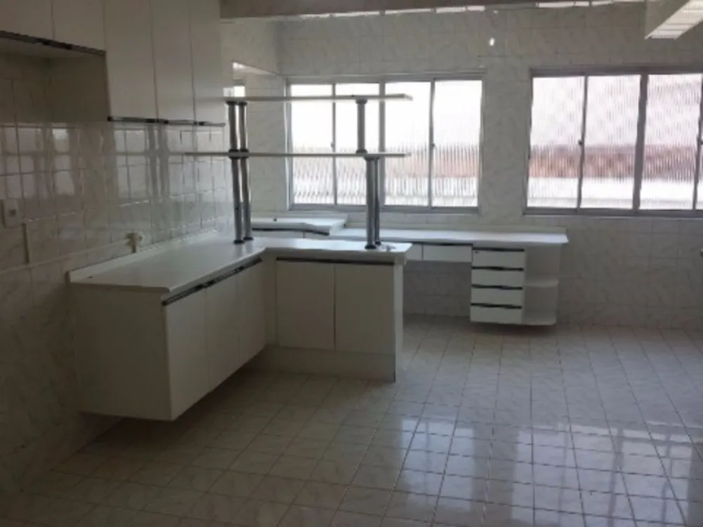 Apartamento, 3 quartos, 147 m² - Foto 1