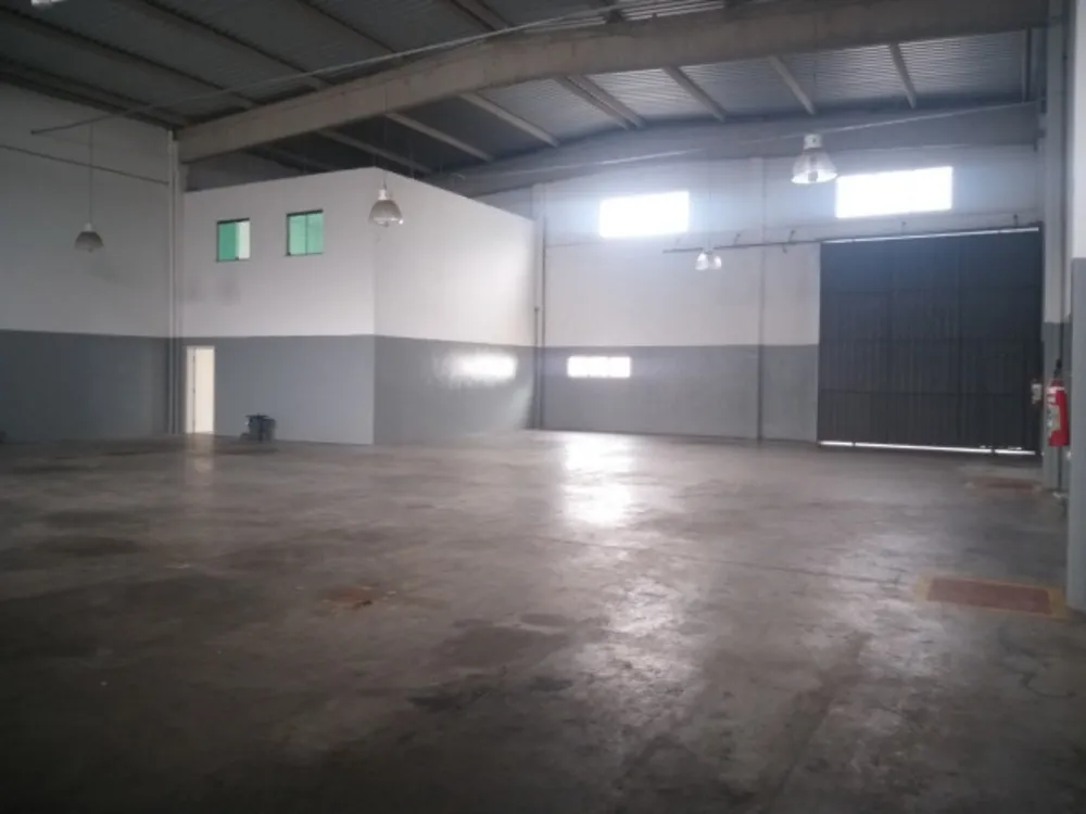 Depósito-Galpão, 530 m² - Foto 1