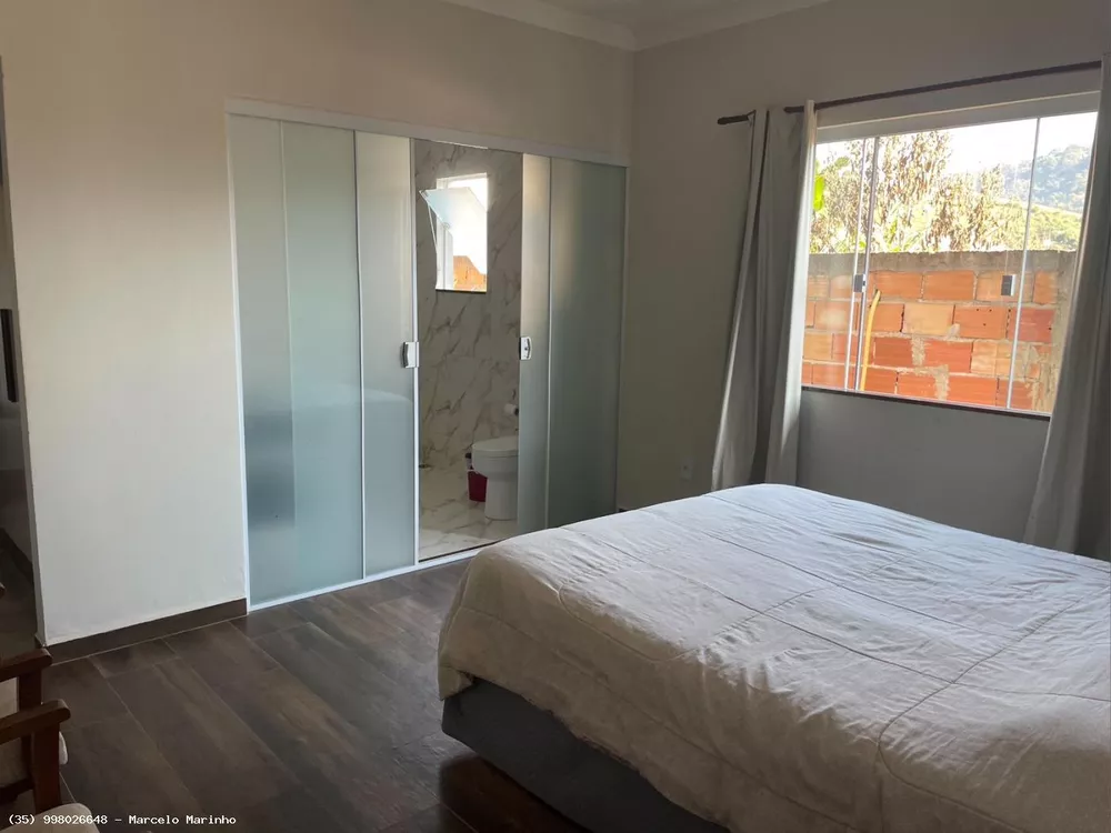 Casa à venda com 3 quartos, 390m² - Foto 3