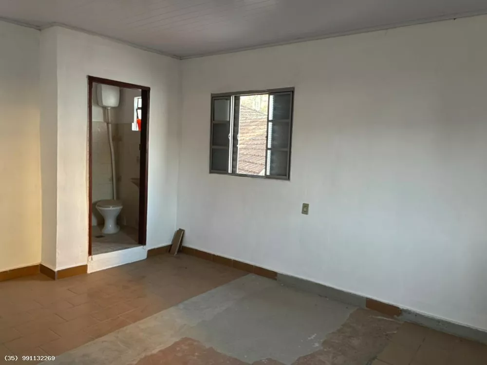 Prédio Inteiro à venda com 3 quartos, 305m² - Foto 2