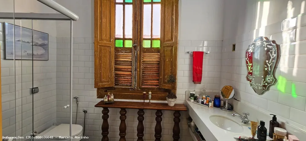 Casa, 6 quartos, 252 m² - Foto 4