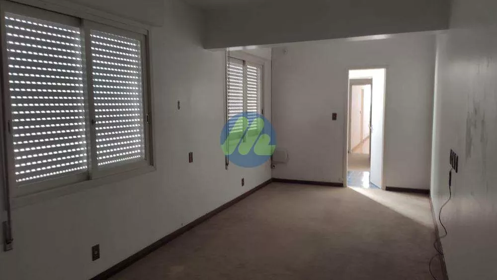 Casa à venda com 3 quartos, 288m² - Foto 3