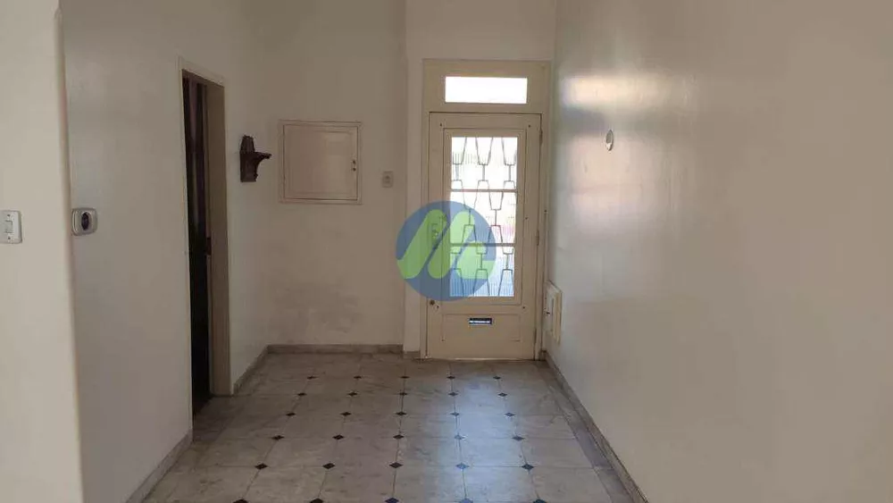 Casa à venda com 3 quartos, 288m² - Foto 8