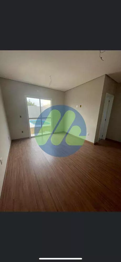 Casa à venda com 3 quartos, 175m² - Foto 2