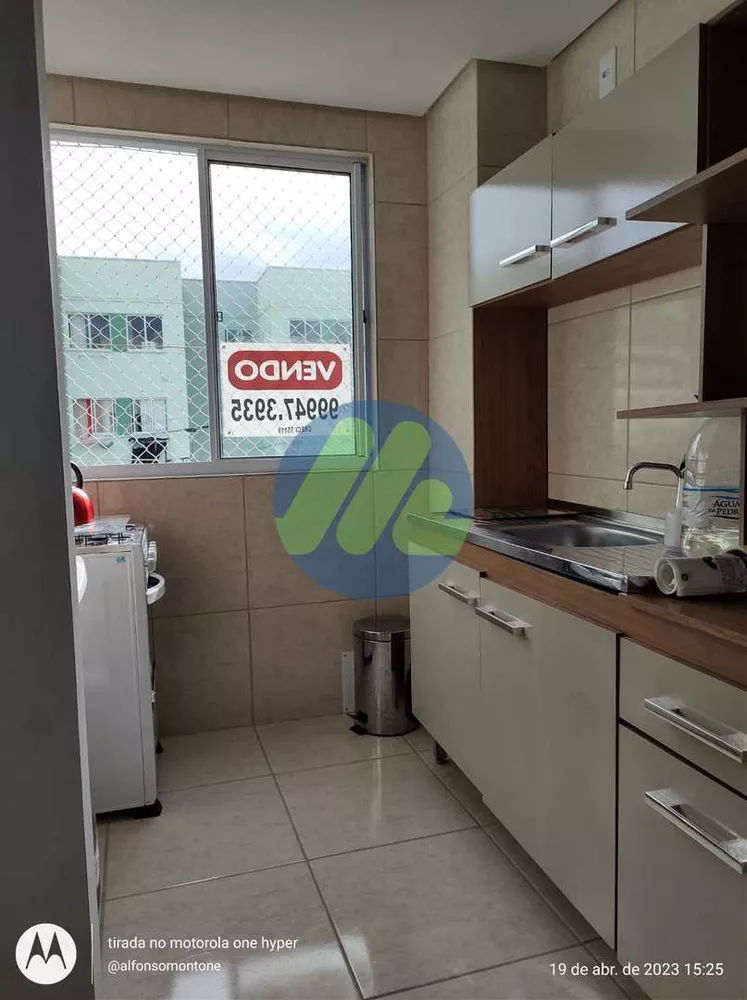 Apartamento à venda com 2 quartos, 62m² - Foto 3