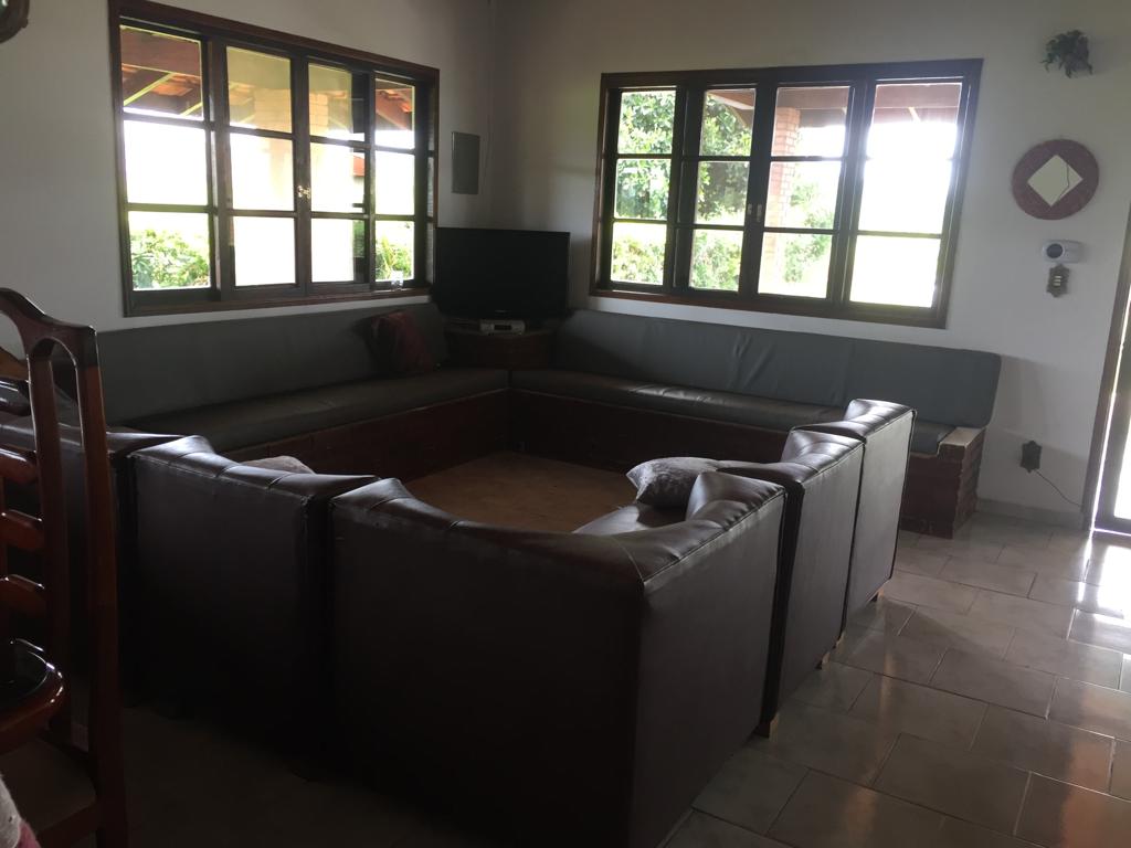 Casa de Condomínio à venda com 3 quartos, 220m² - Foto 4