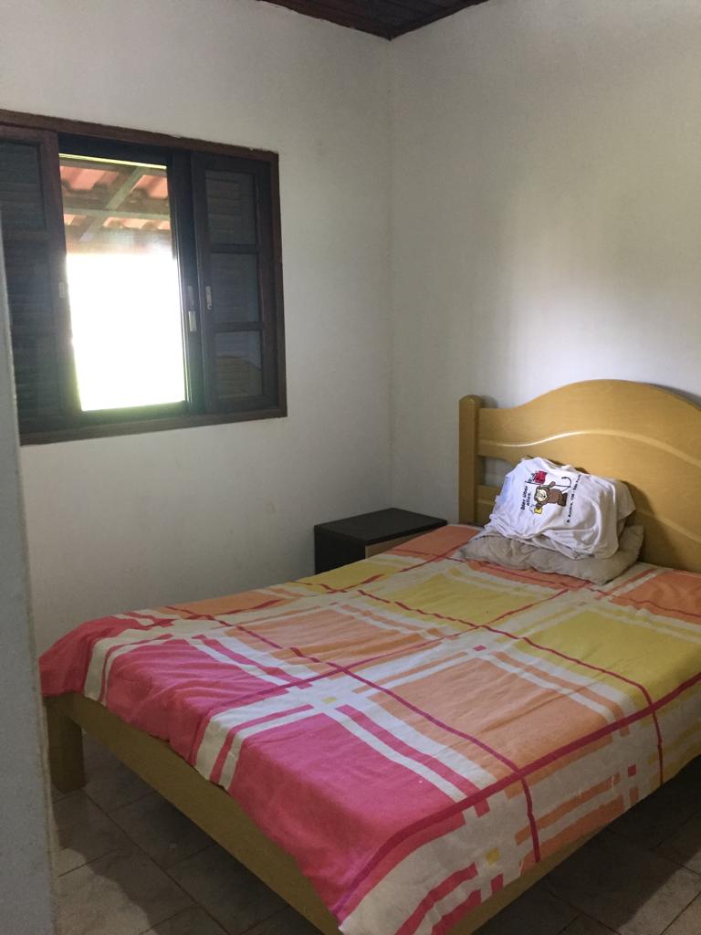 Casa de Condomínio à venda com 3 quartos, 220m² - Foto 2